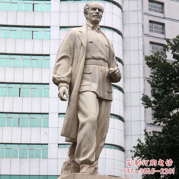 郴州“白求恩名医纪念雕塑”