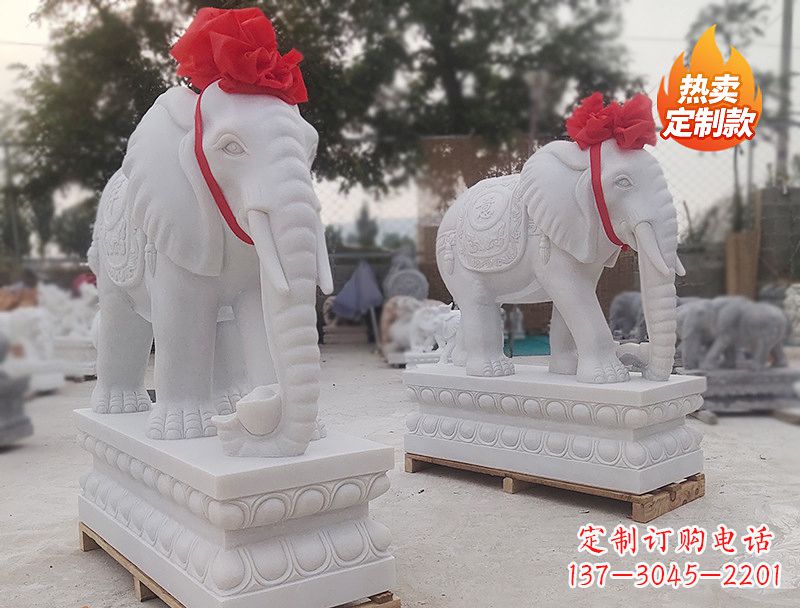 郴州白色石雕大象卷鼻子