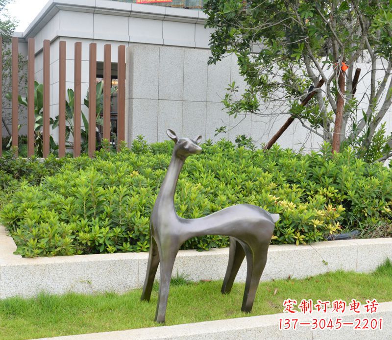 郴州精致鹿形铜雕