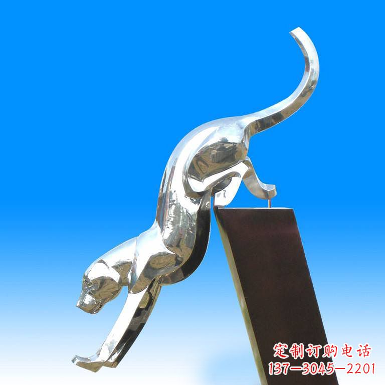 郴州豹玻璃——玻璃钢豹子雕塑
