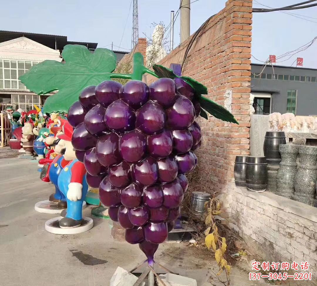 郴州仿真玻璃钢葡萄雕塑