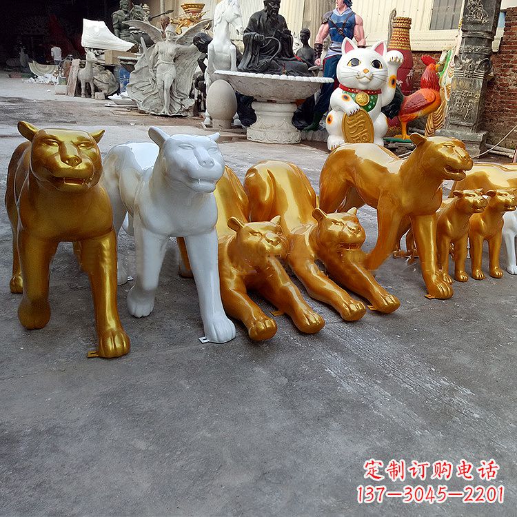 郴州玻璃钢金钱豹雕塑,定制精美动物雕塑摆件