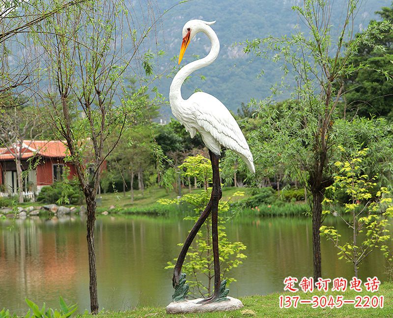 郴州玻璃钢仙鹤雕塑价格