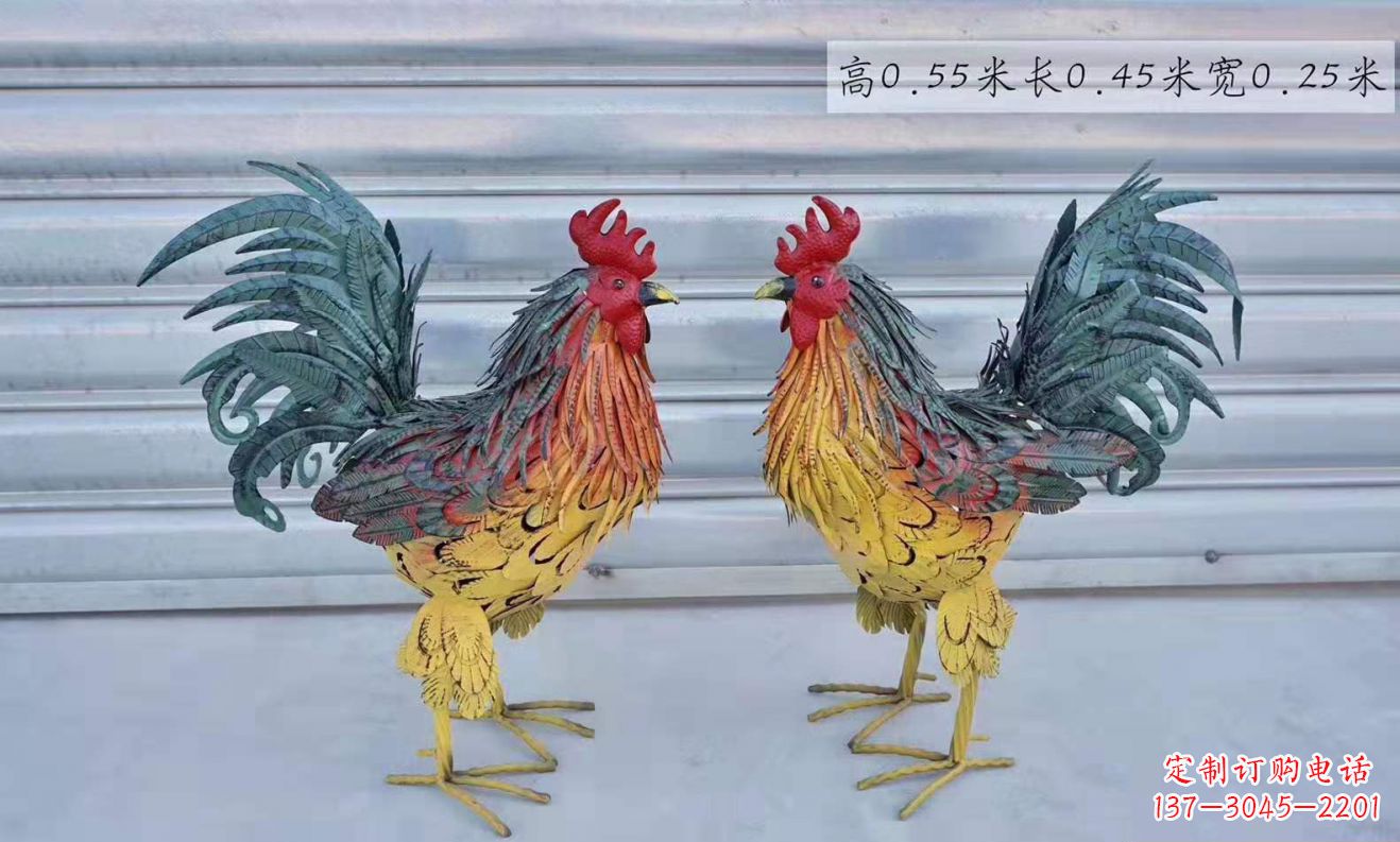 郴州不锈钢彩绘公鸡雕塑——景观雕塑的精彩绽放