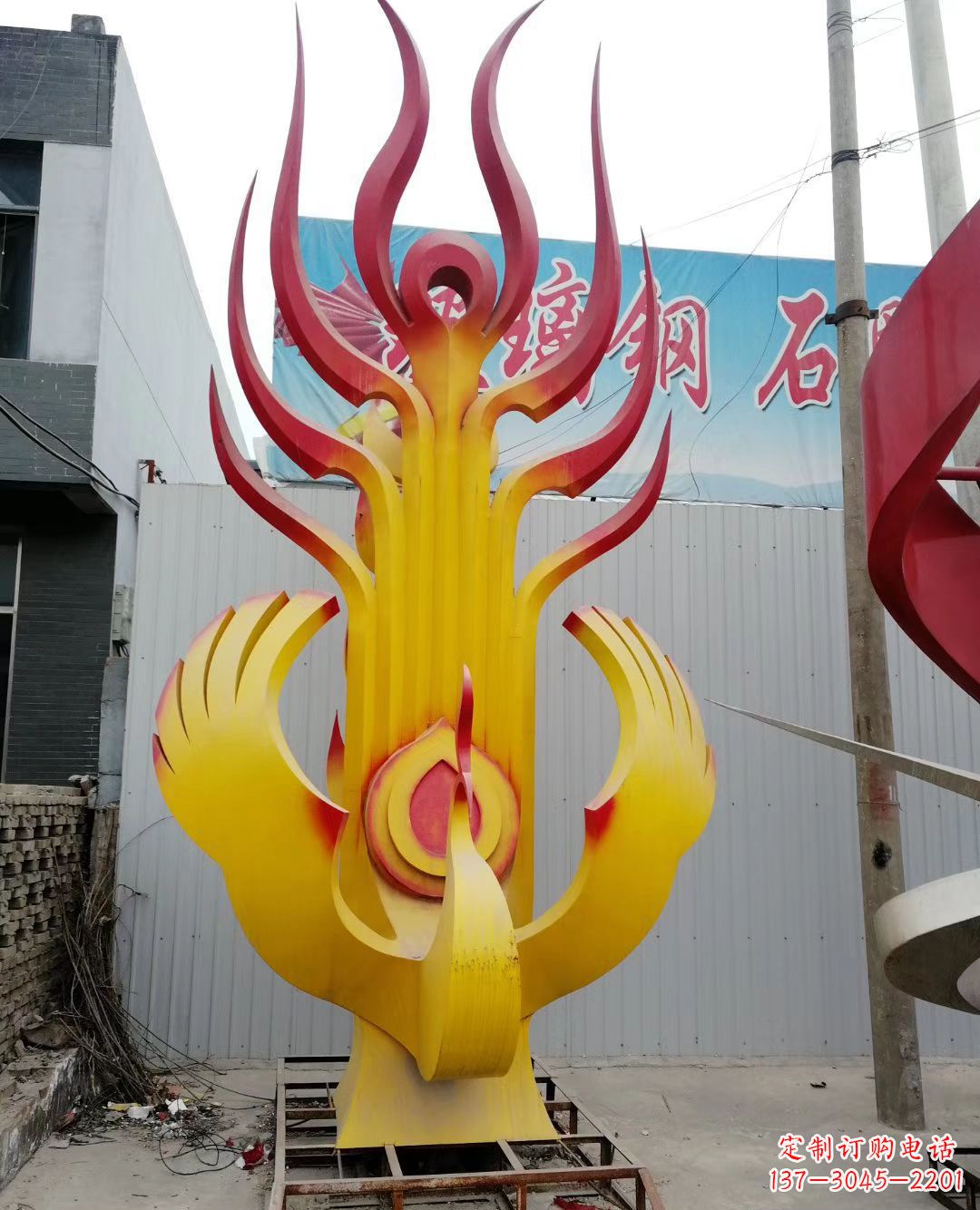 郴州不锈钢彩色凤凰雕塑美丽的象征