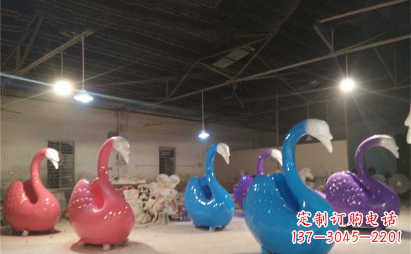 郴州不锈钢彩色天鹅——精美的动物雕塑