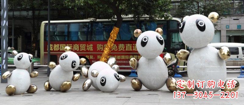 郴州不锈钢熊猫雕塑——传承中国文化精髓