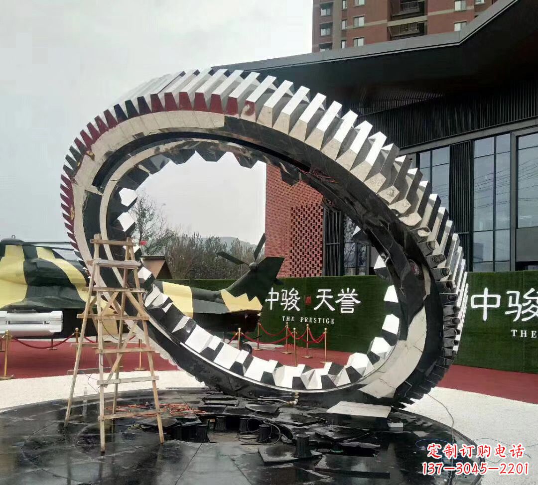 郴州不锈钢齿轮雕塑以科技艺术的形式演绎动力