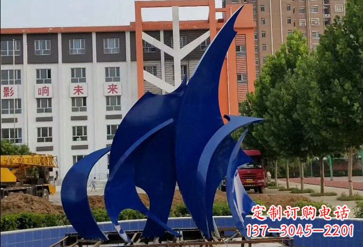 郴州不锈钢船帆雕塑象征着自由和希望