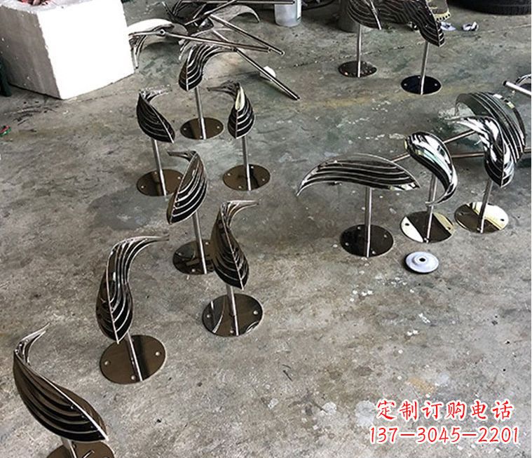 郴州精美不锈钢动物雕塑