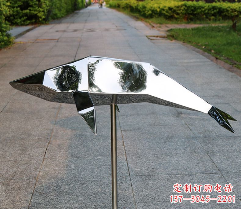 郴州不锈钢海豚雕塑令人惊叹的精致艺术品