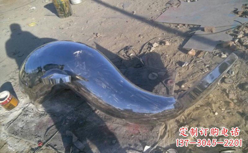 郴州不锈钢海豚雕塑展示优雅美丽