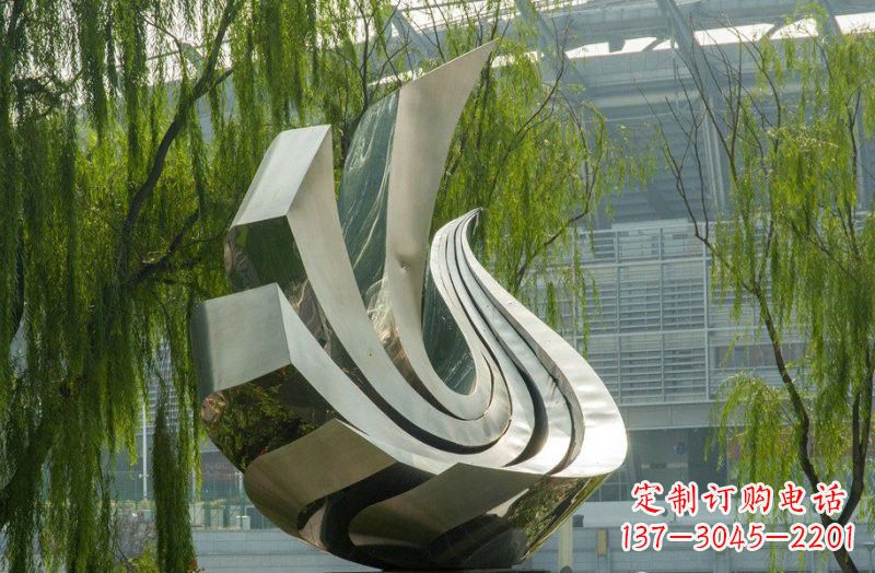 郴州不锈钢和平鸽雕塑象征和平与信仰