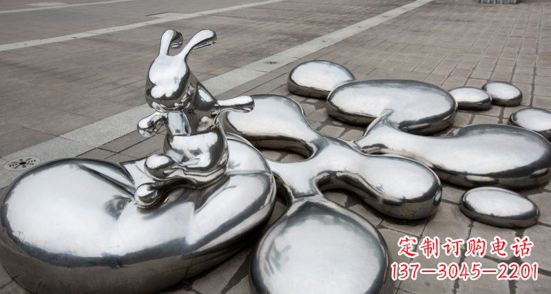 郴州不锈钢兔子雕塑——精美的水滴广场装饰
