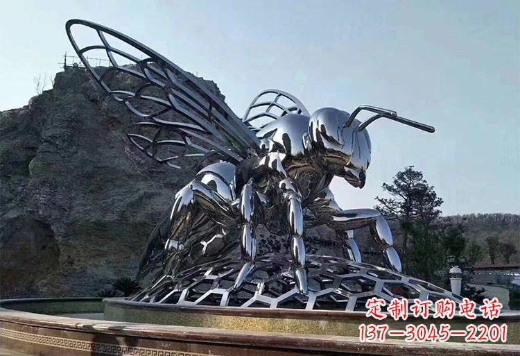 郴州不锈钢大型蜜蜂雕塑铸造出精美绝伦的艺术杰作
