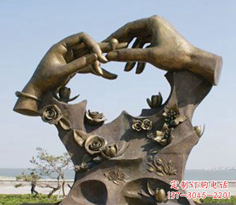郴州不锈钢戒指雕塑表达爱的艺术精品
