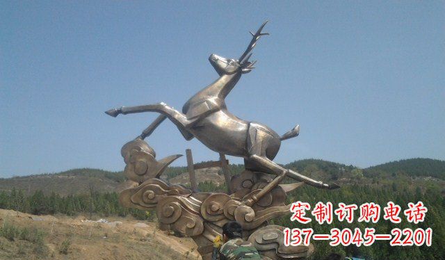 郴州不锈钢动物雕塑——飞奔的鹿