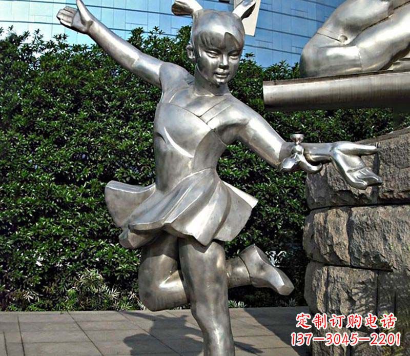 郴州不锈钢儿童踢毽子雕塑传承传统文化