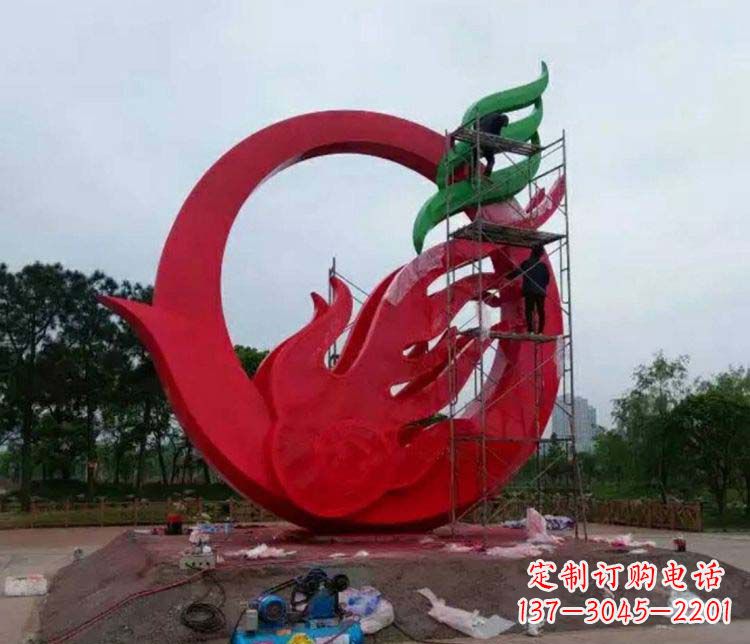 郴州不锈钢凤凰雕塑精美而又神秘