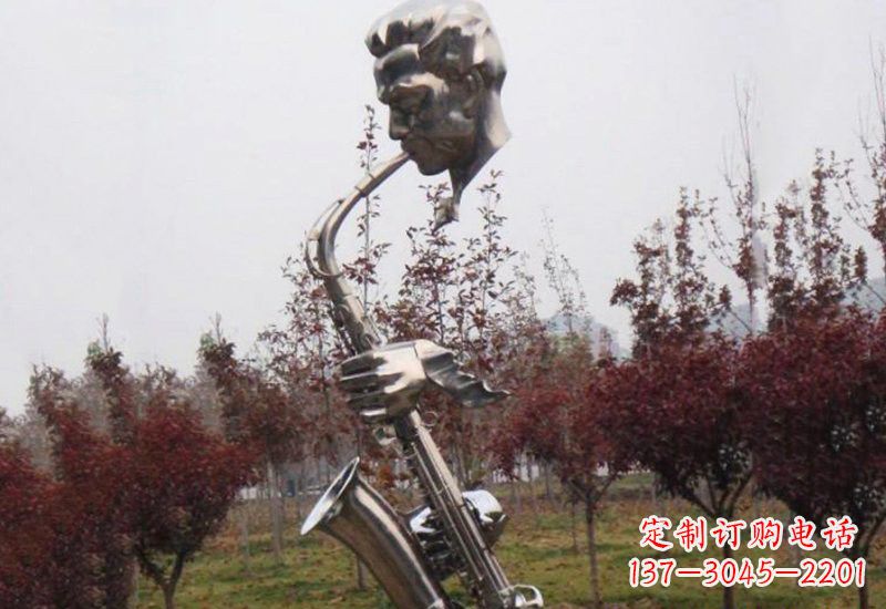 郴州不锈钢萨克斯雕塑艺术与音乐的结合