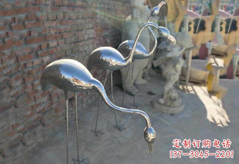 郴州不锈钢火烈鸟雕塑灿烂耀眼的艺术之作