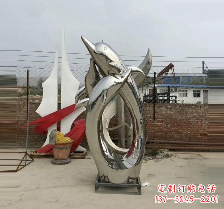 郴州不锈钢海豚雕塑——象征着动物自由的象征