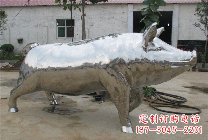 郴州不锈钢公园动物猪雕塑精美雕塑展现完美美学