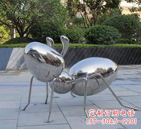 郴州不锈钢蚂蚁雕塑一座镜面公园的精美装点