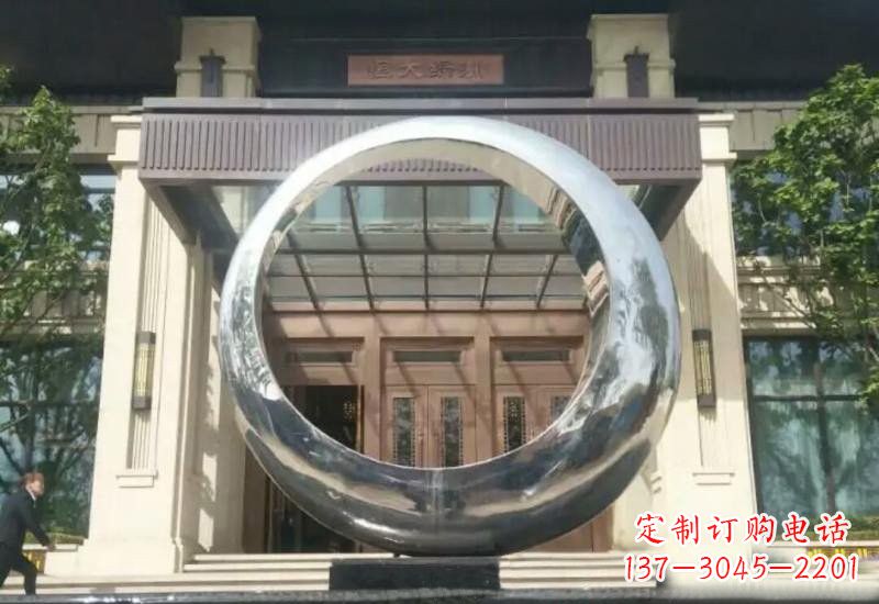 郴州不锈钢公园圆环雕塑精致美观的艺术品