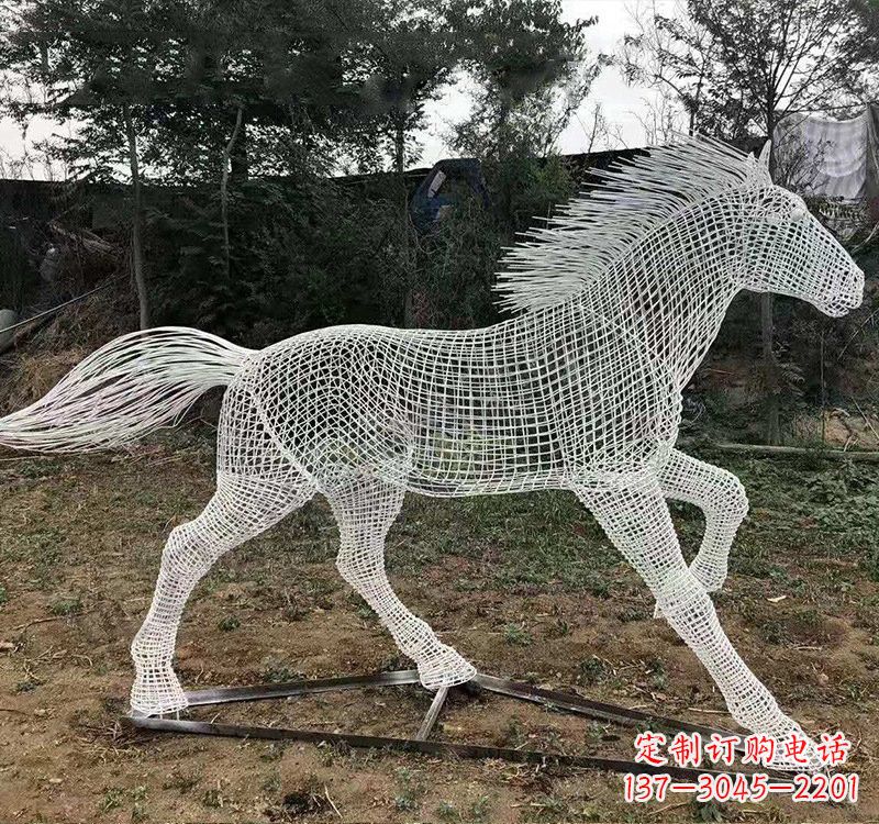 郴州不锈钢公园镂空奔马雕塑——给城市带来动感