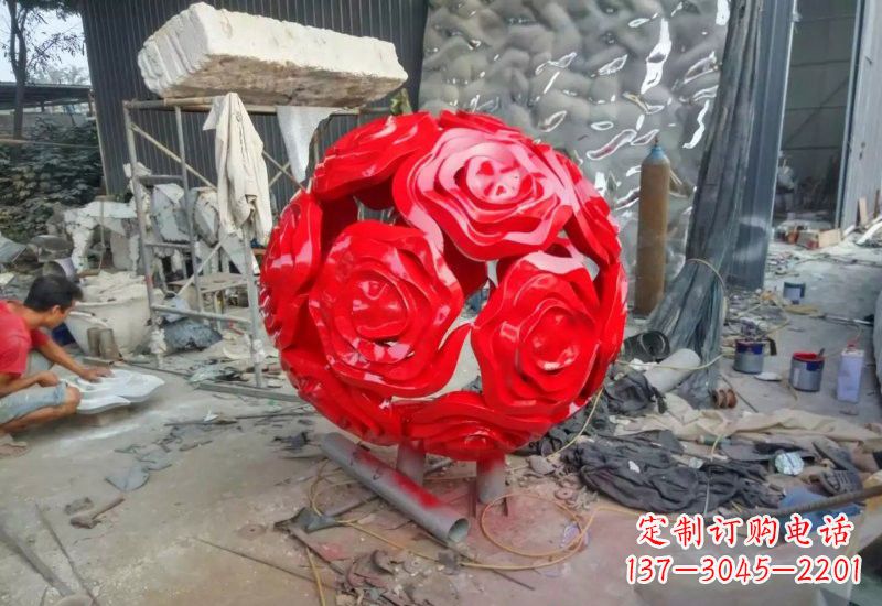 郴州不锈钢玫瑰雕塑让玫瑰之美永存