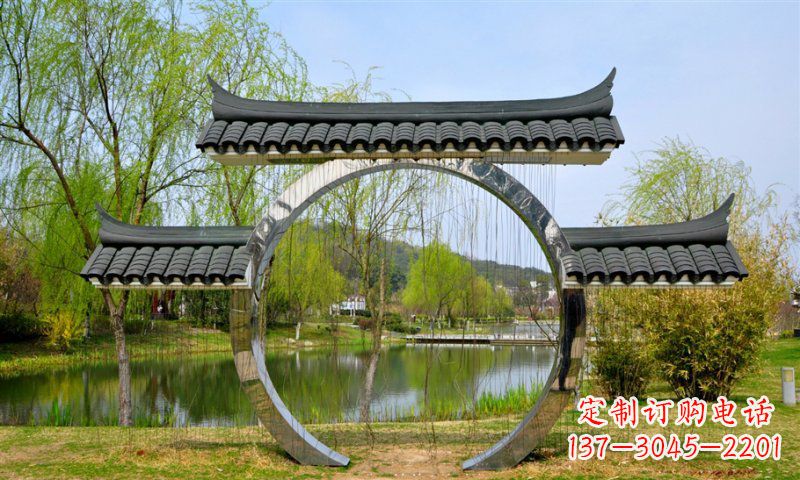 郴州不锈钢公园月亮门雕塑传承中华文化