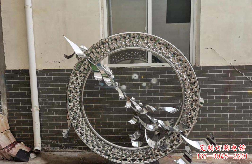 郴州“不锈钢广场飞鸽圆环雕塑”精美的艺术品