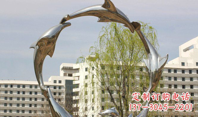 郴州海豚雕塑精美景观的象征