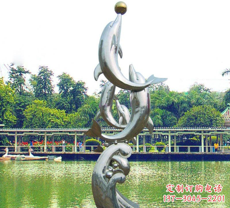 郴州海豚的美丽雕塑