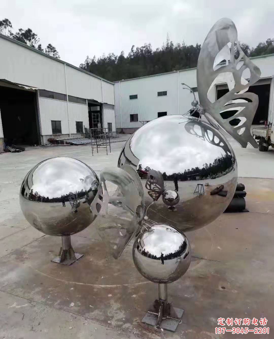 郴州不锈钢蝴蝶雕塑美丽而迷人