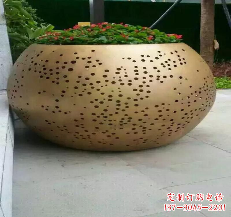 郴州不锈钢户外花盆雕塑美观耐用的室外装饰