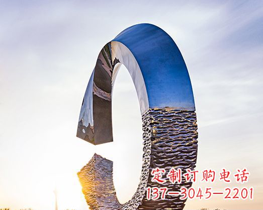 郴州不锈钢景观圆环雕塑环绕自然之美
