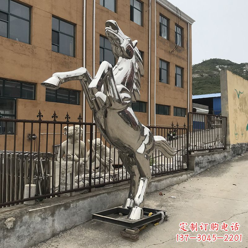 郴州不锈钢马雕塑精美绝伦