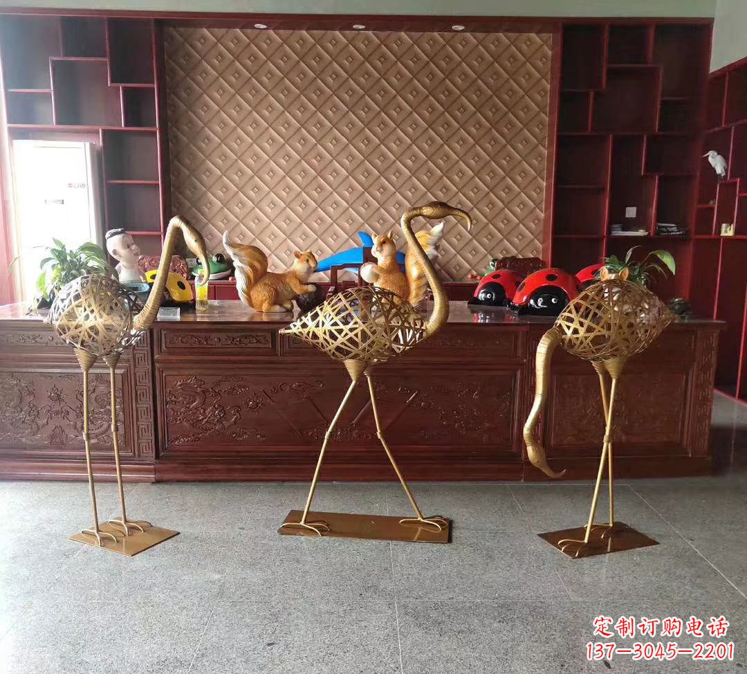 郴州不锈钢火烈鸟雕塑——熠熠生辉