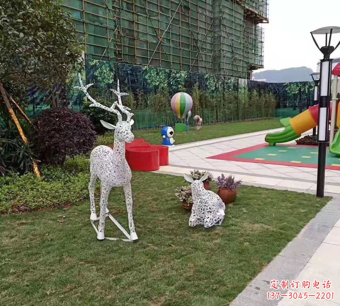 郴州不锈钢梅花鹿雕塑点亮公园景观