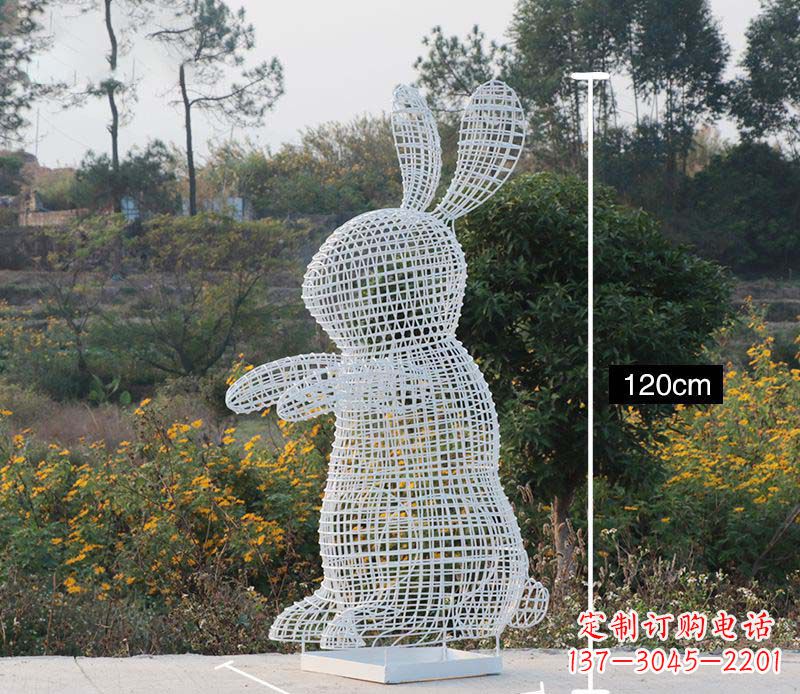 郴州精致的不锈钢镂空兔子雕塑