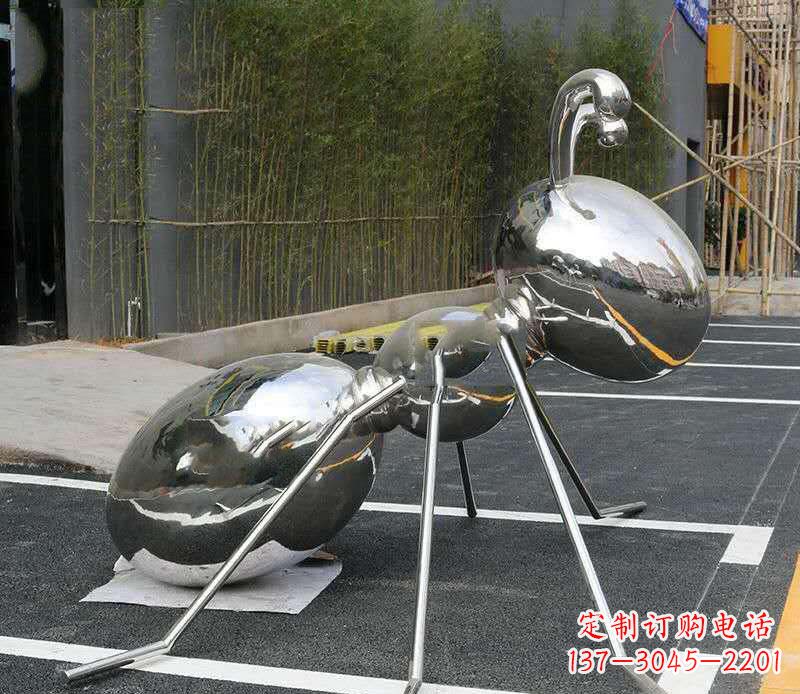 郴州不锈钢蚂蚁雕塑——艺术的融合