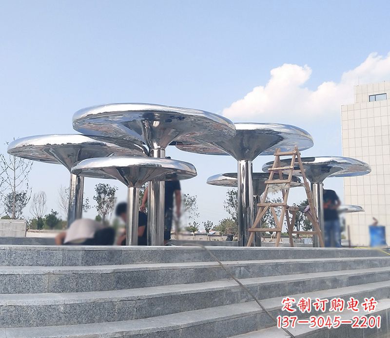 郴州艺术精美的不锈钢蘑菇公园雕塑