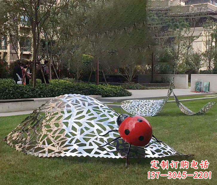 郴州不锈钢瓢虫雕塑令人惊叹的艺术之美
