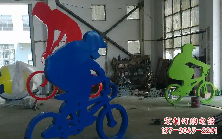 郴州不锈钢骑自行车的运动雕塑