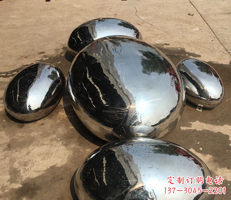 郴州精致灵动的不锈钢水滴雕塑