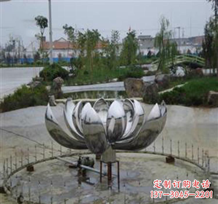 郴州不锈钢荷花雕塑营造美丽水景