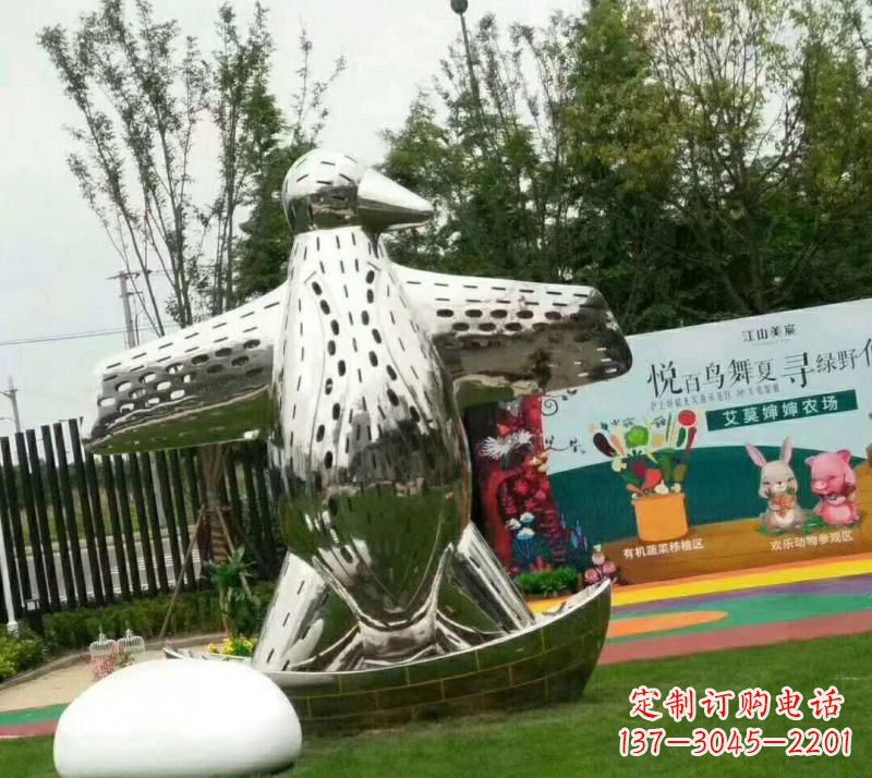 郴州不锈钢现代企鹅雕塑