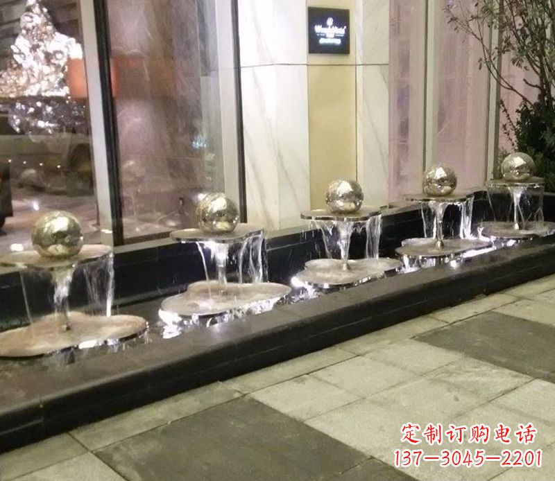 郴州不锈钢小喷泉雕塑——美化环境的艺术